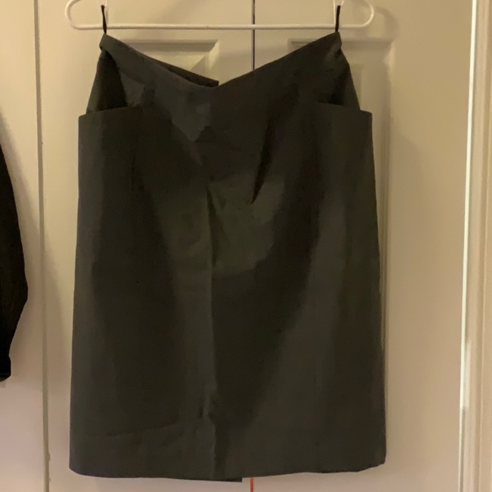 Aritzia Babaton skirt, size 10